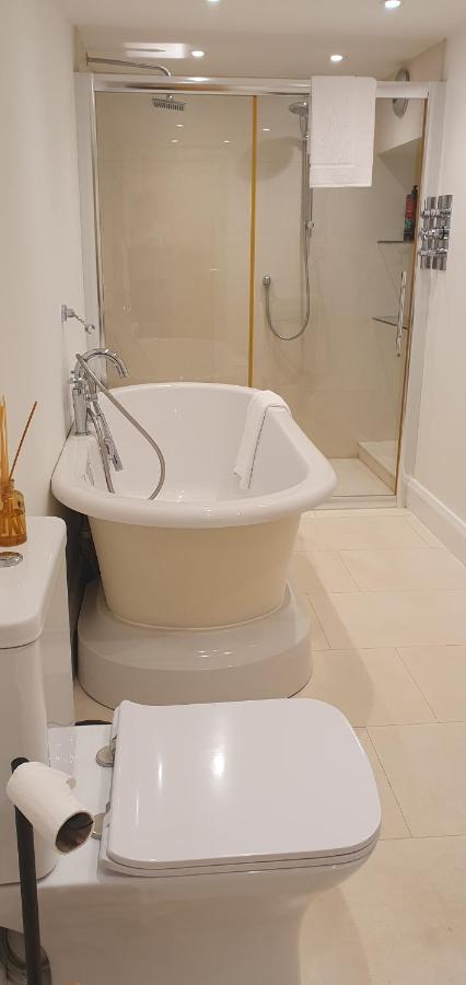바스 Garden Flat 아파트 외부 사진